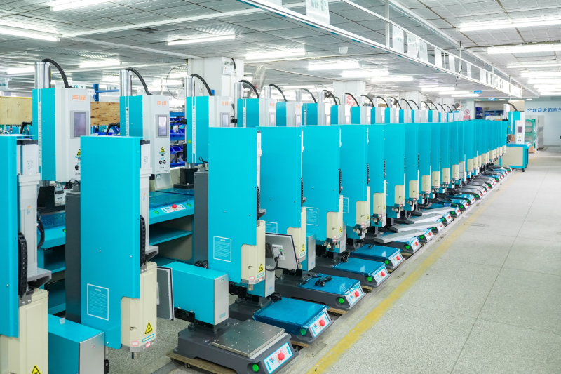 蘇州乾榮超聲波焊接機在公仔玩具焊接中的應用及優勢