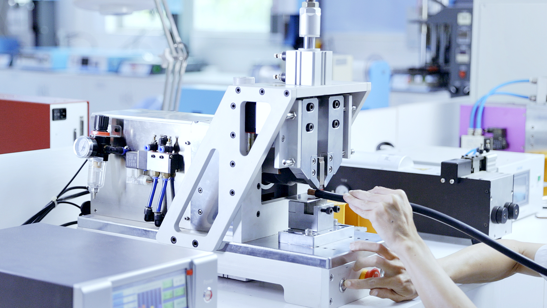 當波達超聲波焊接機焊接時壓力參數異常,有什么處理方案?(圖1) 當波達超聲波焊接機焊接時壓力參數異常,有什么處理方案?(圖1)